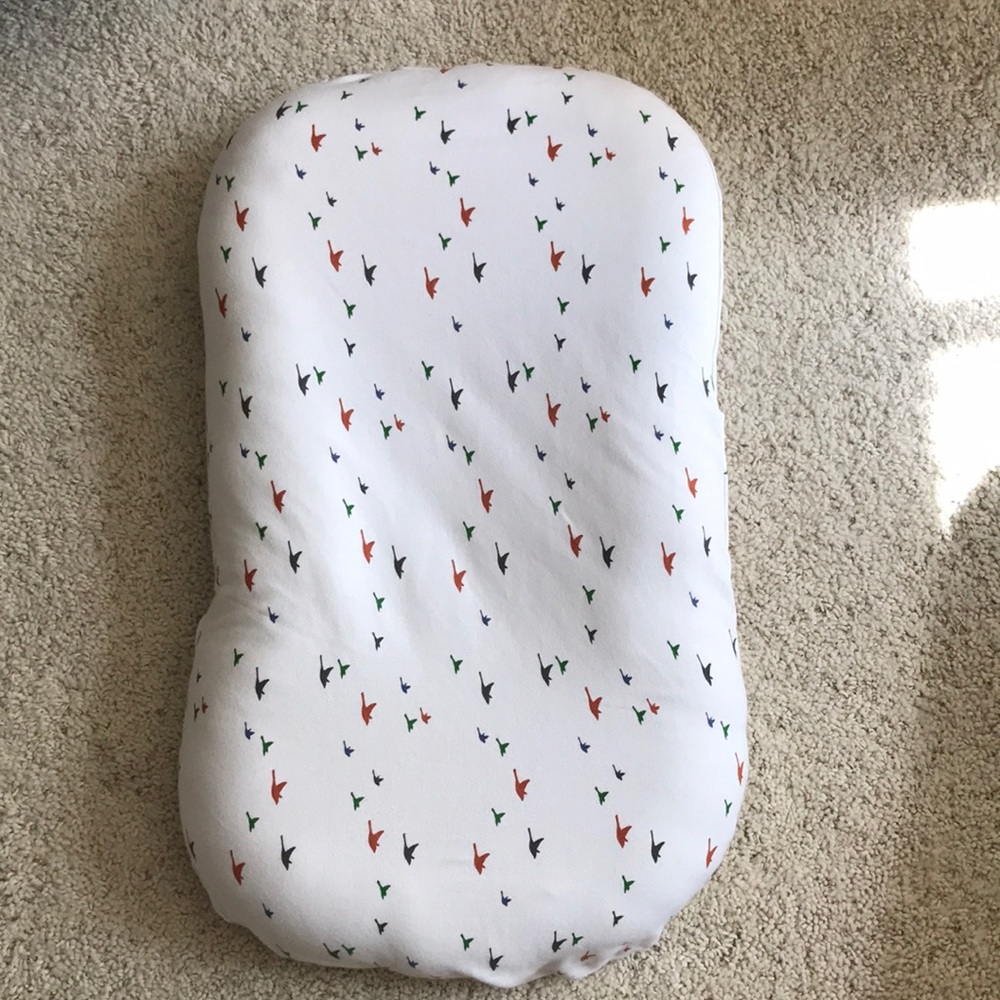 Snuggle Me Organic Infant lounger( 0-6 months)